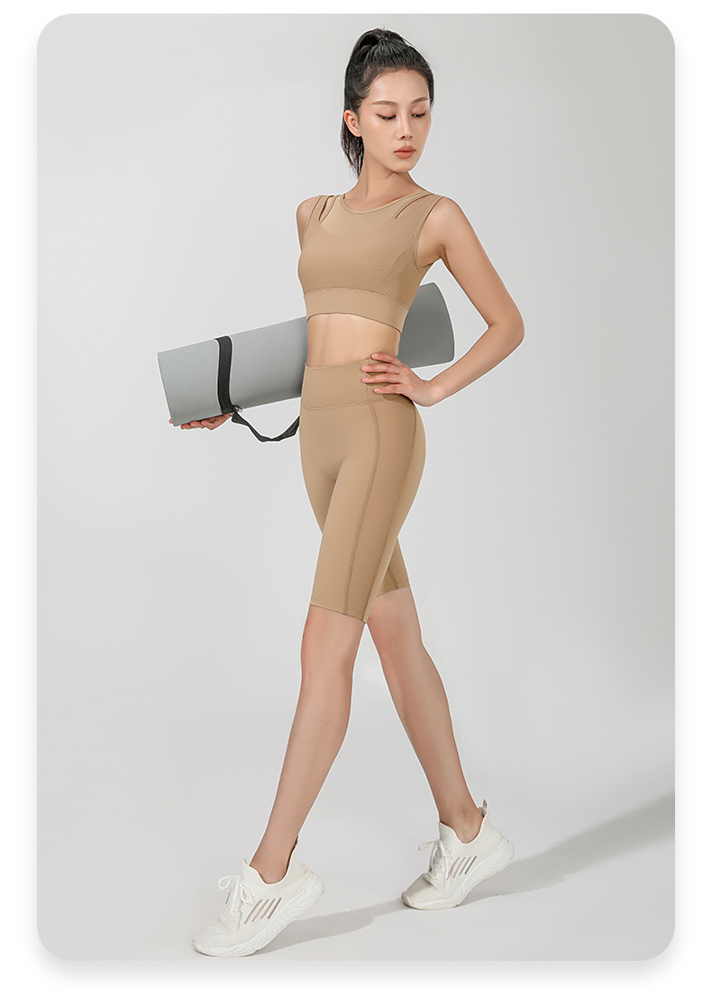 Quần short gym yoga aerobic nữ tôn mông CK156