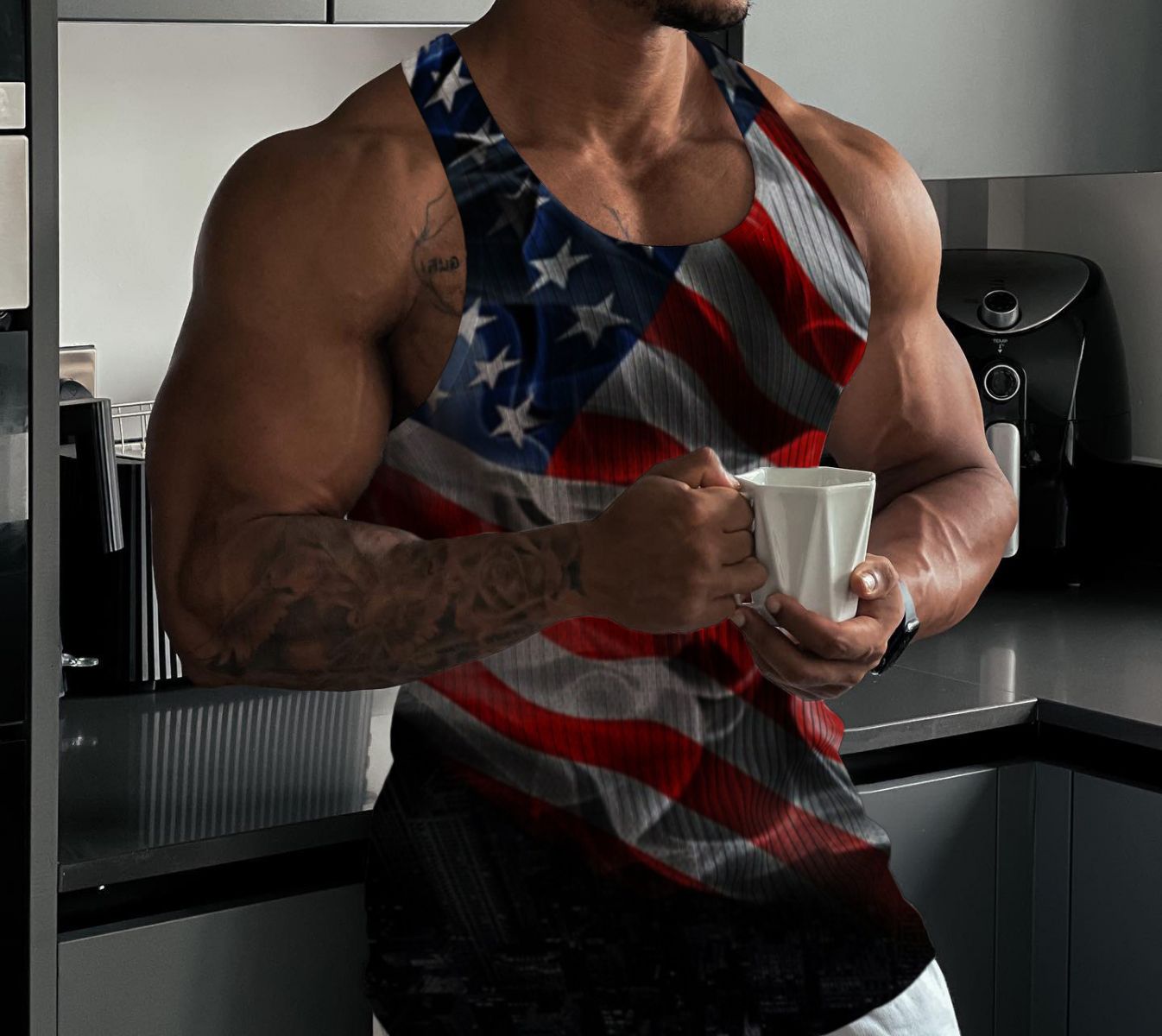 Ba lỗ tăm gym nam usa, hi, đầu nâu