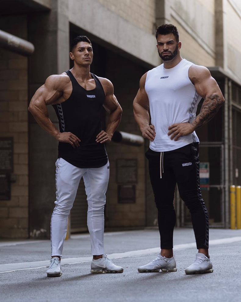 Quần Jogger gym nam Vanquish chữ nhập