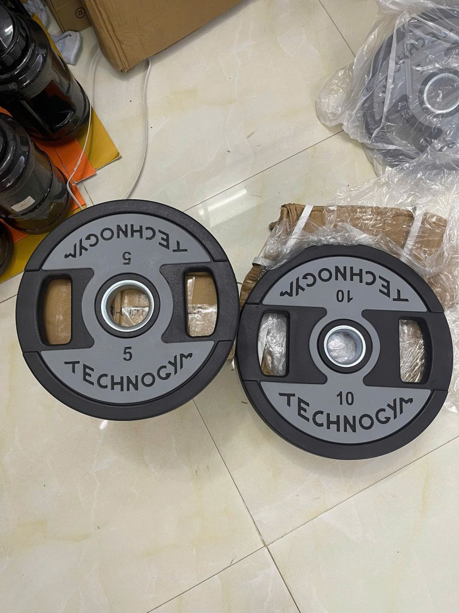 Tạ bánh Technogym 2.5kg bọc cao su cao cấp
